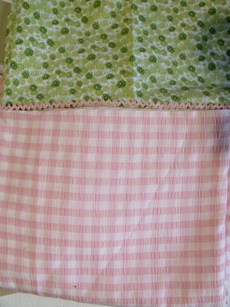 pour une robe rose et verte